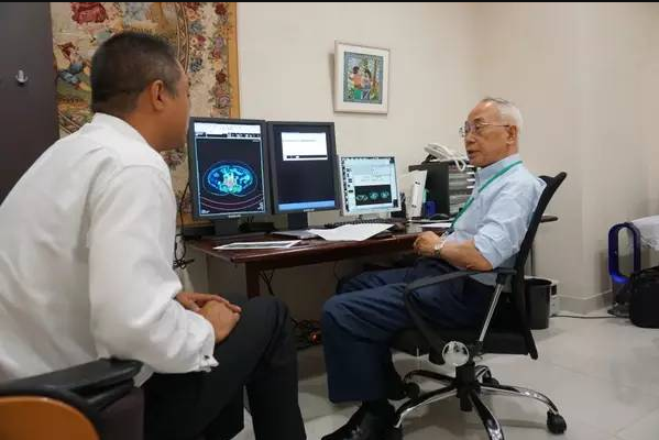 重离子和2014年新贵EDGE速锋刀